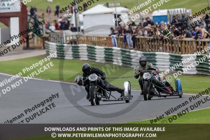 Vintage motorcycle club;eventdigitalimages;mallory park;mallory park trackday photographs;no limits trackdays;peter wileman photography;trackday digital images;trackday photos;vmcc festival 1000 bikes photographs